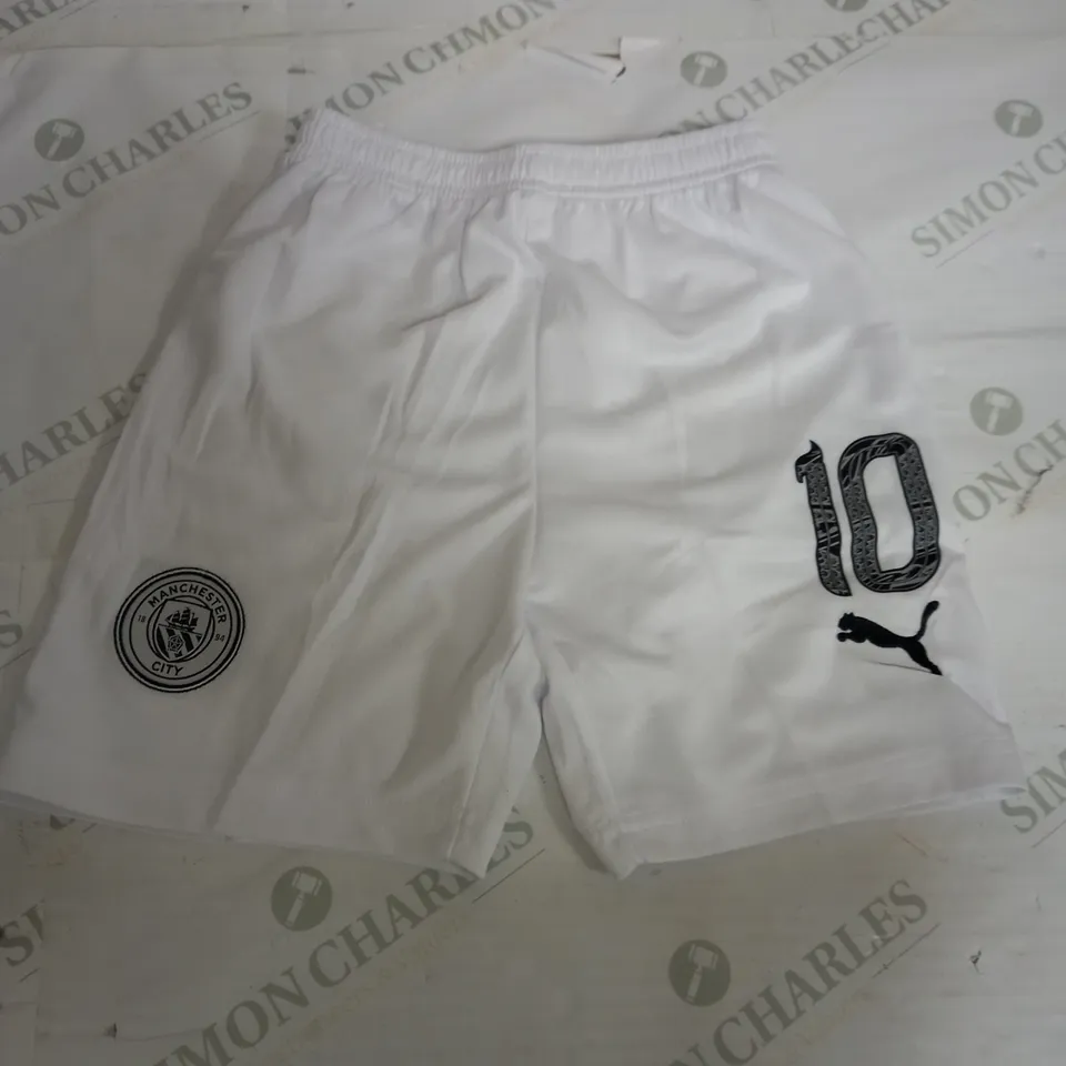 MANCHESTER CITY FOOTBALL CLUB SHORTS - 10 - SIZE KIDS 22