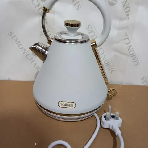 TOWER CAVALETTO PYRAMID KETTLE, 1.7L, 3KW