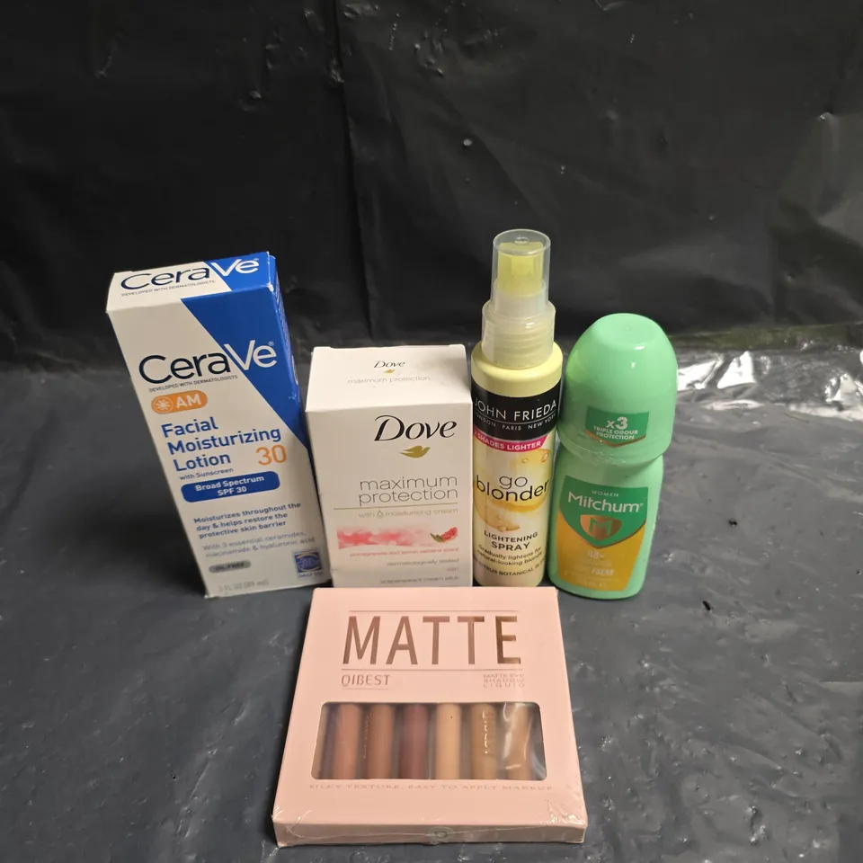 APPROXIMATEY 20 ASSORTED HEALTH AND BEAUTY PRODUCTS TO INCLUDE - DOVE DEODORANT STICK - CERAVE MOISTURIZING FACIAL LOTION AND JOHN FRIEDA GO BLONDER SPRAY