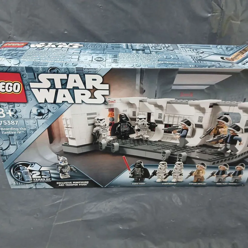 BOXED LEGO STAR WARS BOARDING THE TANTIVE IV - 75387 RRP £49.99