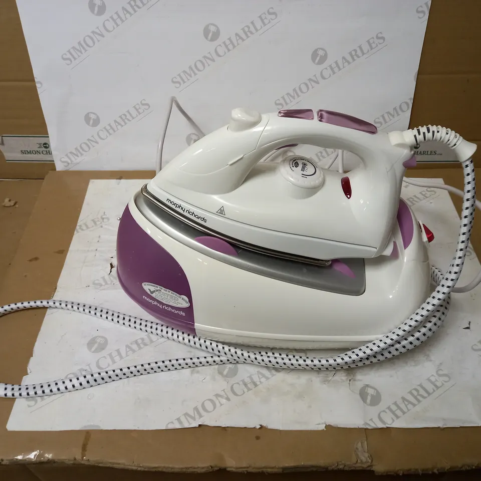 MORPHY RICHARDS JET STEAM GENERATOR IRON PINK/WHITE