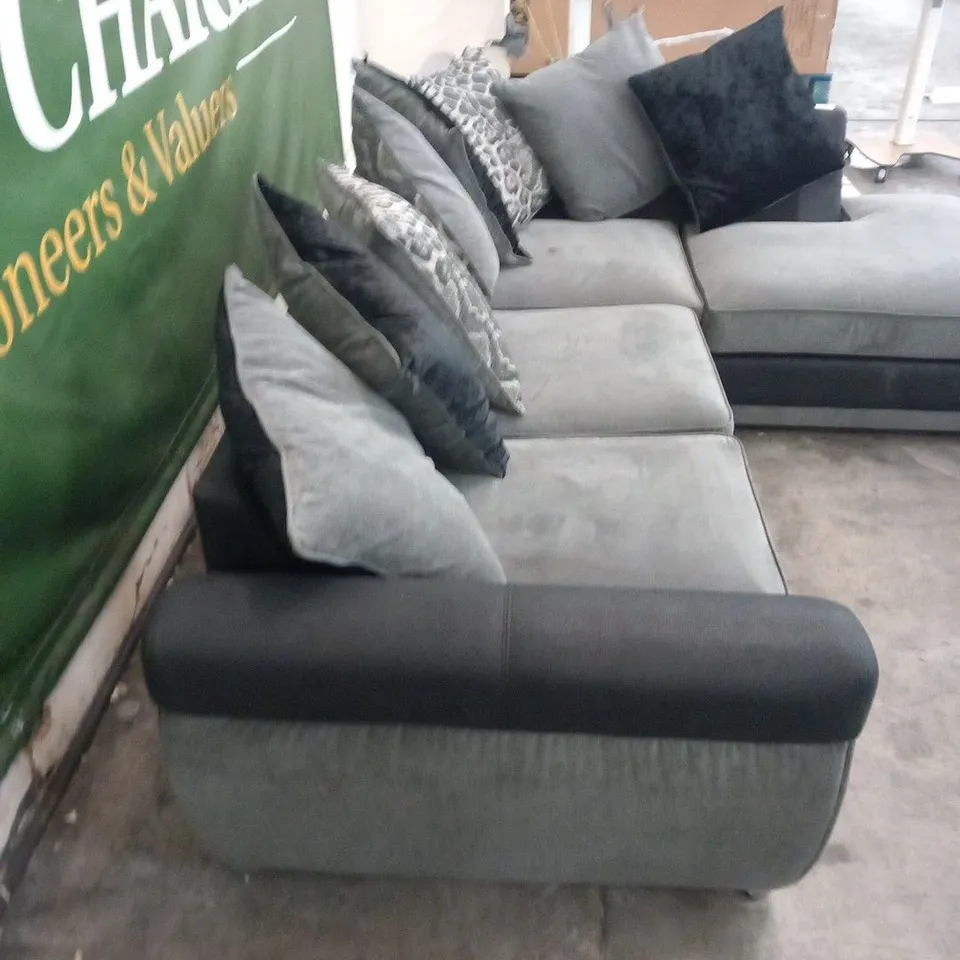 DESIGNER HILTON GRACELANDS GRAPHITE FABRIC AND VIPER BLACK SUEDE EFFECT FABRIC CORNER SOFA WITH SCATTER CUSHIONS AND STYLISH CHROME FEET