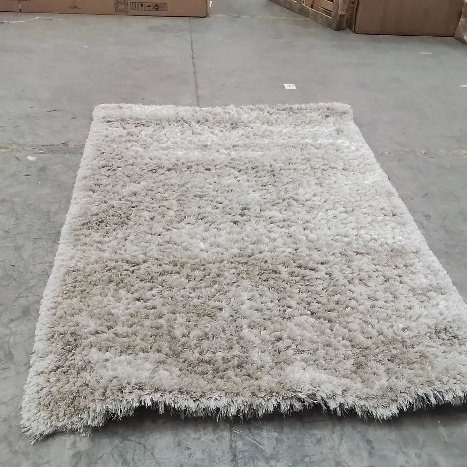 QUALITY DESIGNER AREA RUG - APPROXIMATELY 230CM X 160CM - NATURAL 
