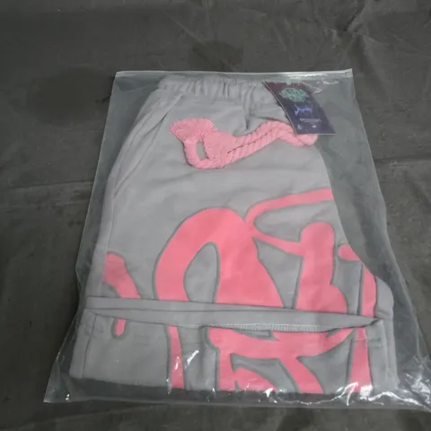 SYNA GREY JOGGER SHORTS WITH PINK GRAFFITI-STYLE LETTERING, SIZE M 