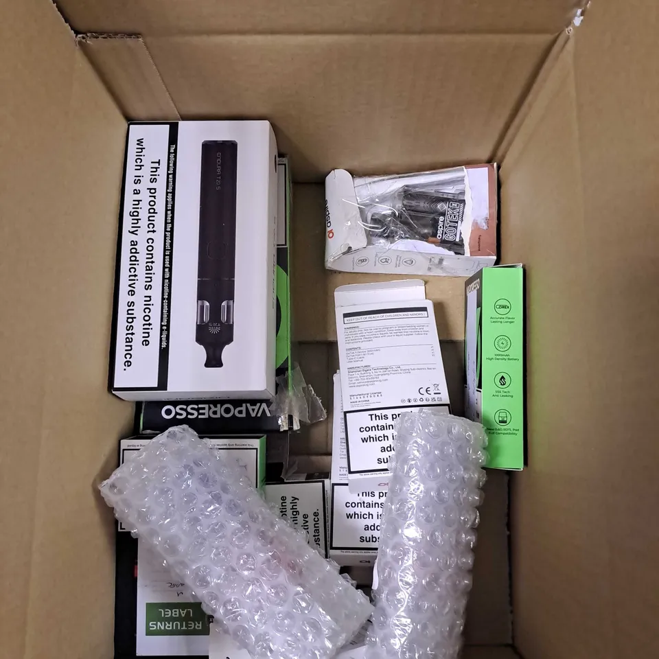 APPROXIMATELY 20 VAPES & E-CIGARETTES TO INCLUDE VOOPOO DRAG H40, VAPORESSO XROS PRO, ASPIRE GOTEK X ETC