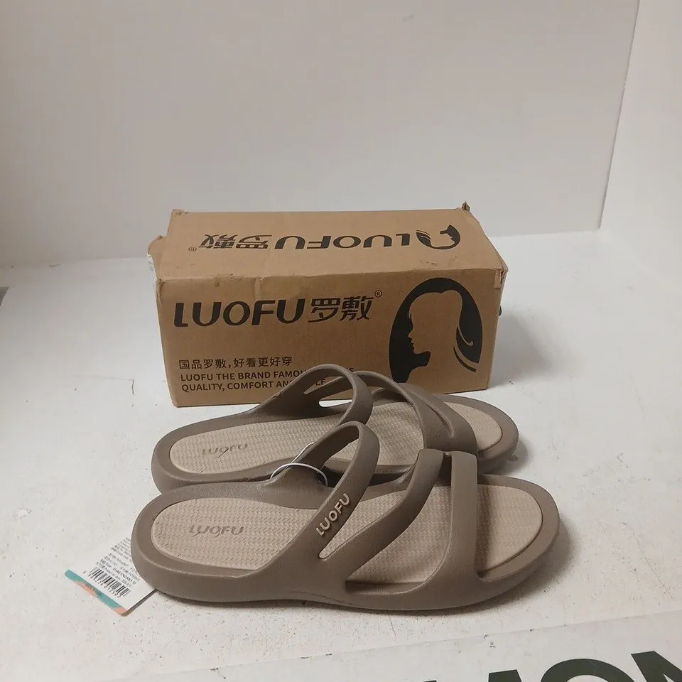 LUOFU WOMEN'S BEIGE SLIP-ON SANDALS - EUR 40