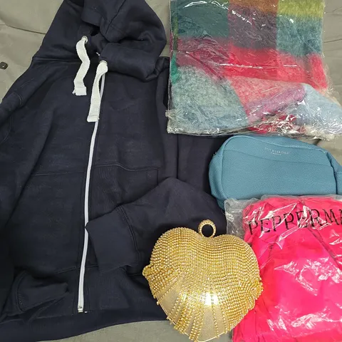 APPROXIMATELY 30 ASSORTED CLOTHING ITEMS IN VARIOUS SIZES, STYLES & COLOURS TO INCLUDE HOODIES, MAXI DRESS, HANDBAGS, ETC - COLLECTION ONLY