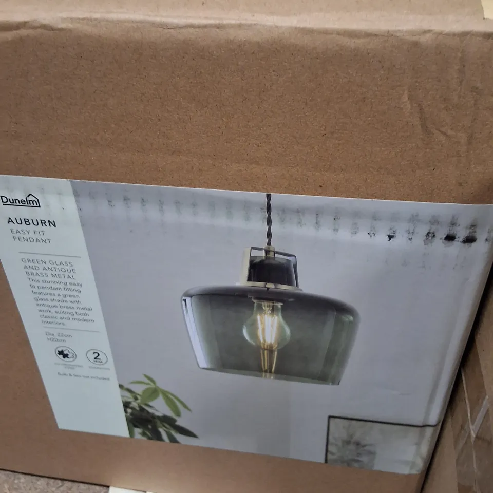BOXED DUNELM AUBURN EASY FIT PENDANT LIGHT – GREEN GLASS & ANTIQUE BRASS