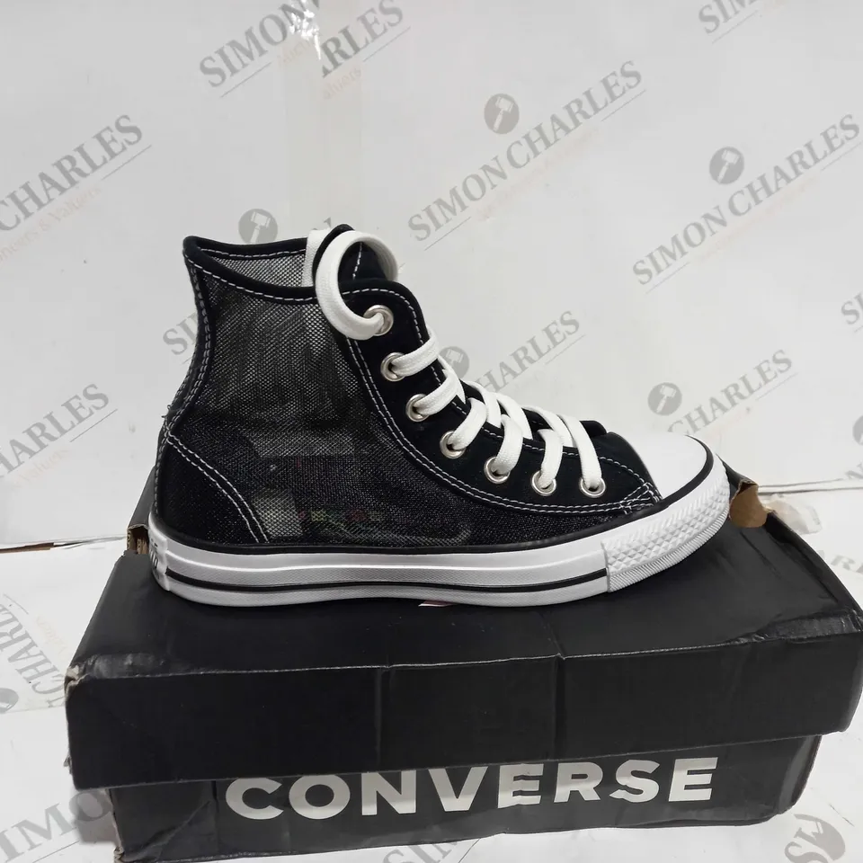 BOXED WOMEN CTAS HI BLACK & WHITE SHOES - UK SIZE 4