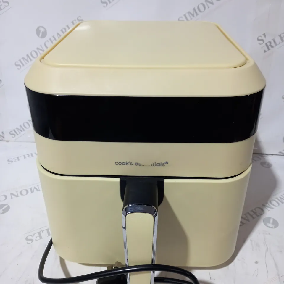 BOXED COOKS ESSENTIALS 5.8L AIR FRYER IN CREAM