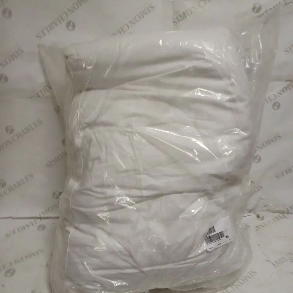 NORTHERN NIGHTS SET OF PUR FEATHER PILLOWS WITH GUSSET (MEDIUM)