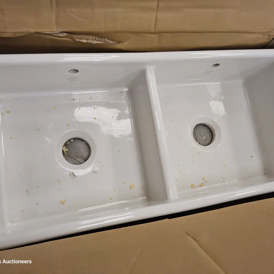 BOXED SHAWS CLASSIC DOUBLE 1000 WHITE CERAMIC SINK