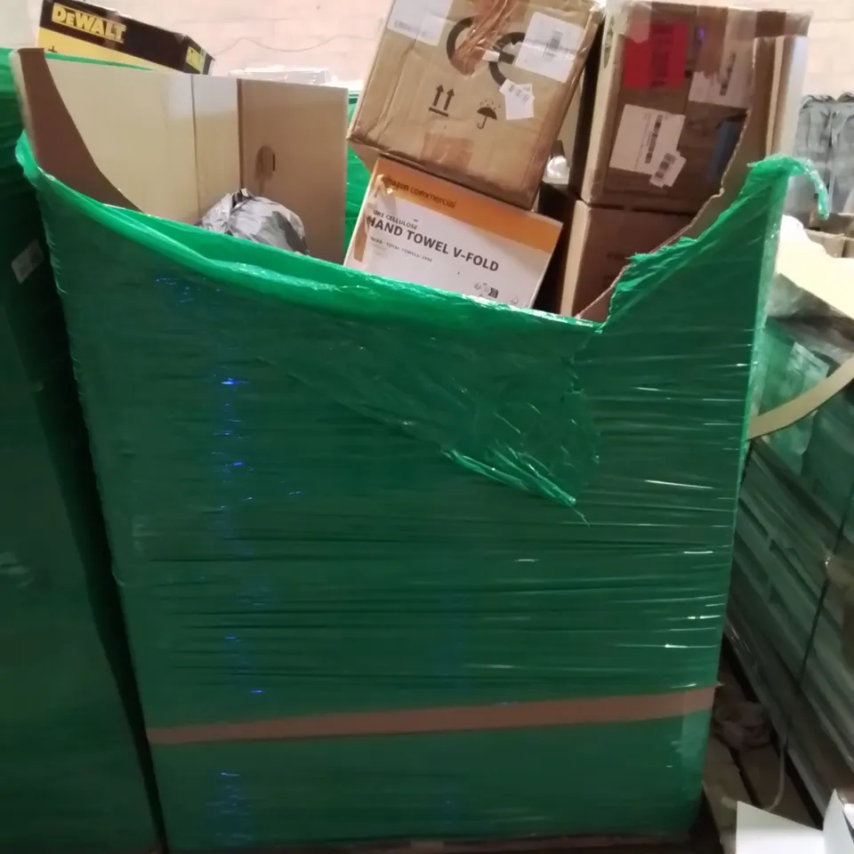 PALLET CONTAINING VARIOUS BOXED HOUSEHOLD ITEMS TO INCLUDE: AIR FRYER OVEN, STEAM CLEANER,  OIL FILLED RADIATOR,  HAND TOWEL V-FOLD, DEWALT VACUUM AND LOTS MORE UNMARKED BOXED ITEMS.