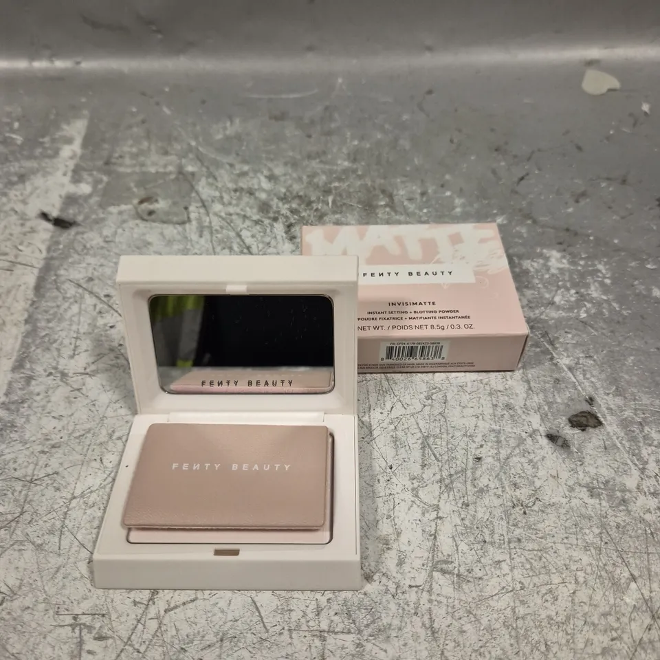 FENTY BEAUTY INVISIMATTE INSTANT SETTING AND BLOTTING POWDER - 8.5G