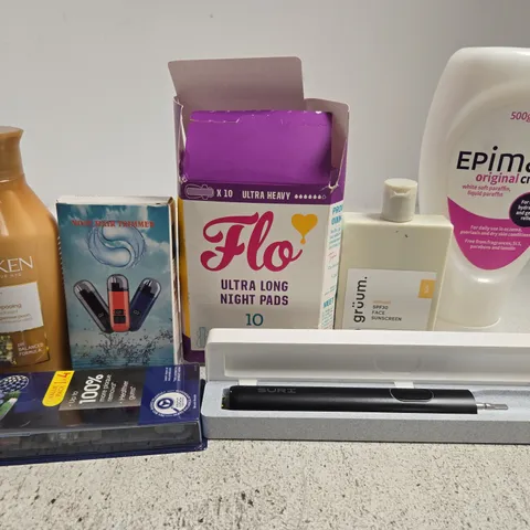 APPROX 12 ASSORTED BEAUTY PRODUCTS TO INCLUDE REDKEN CONDITIONER, FLO NIGHT PADS, EPIMAX CREAM, ETC