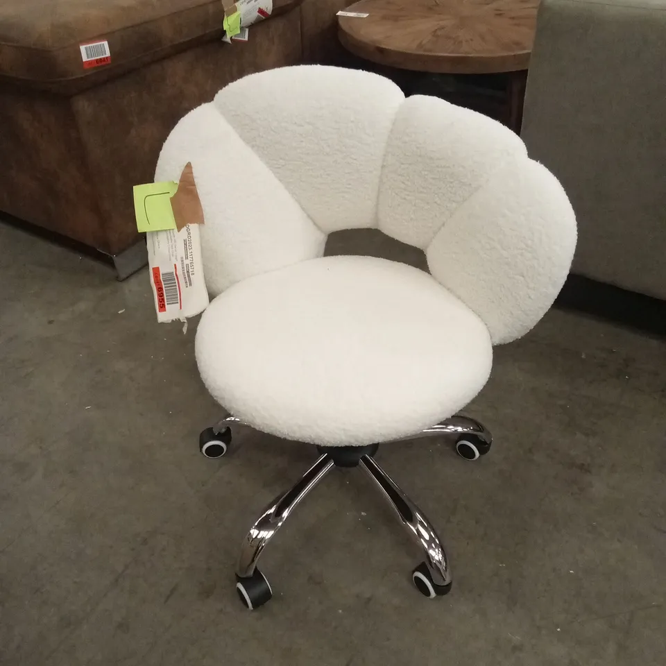 BOUCLE 360 SWIVEL HEIGHT ADJUSTABLE TASK CHAIR, WHITE