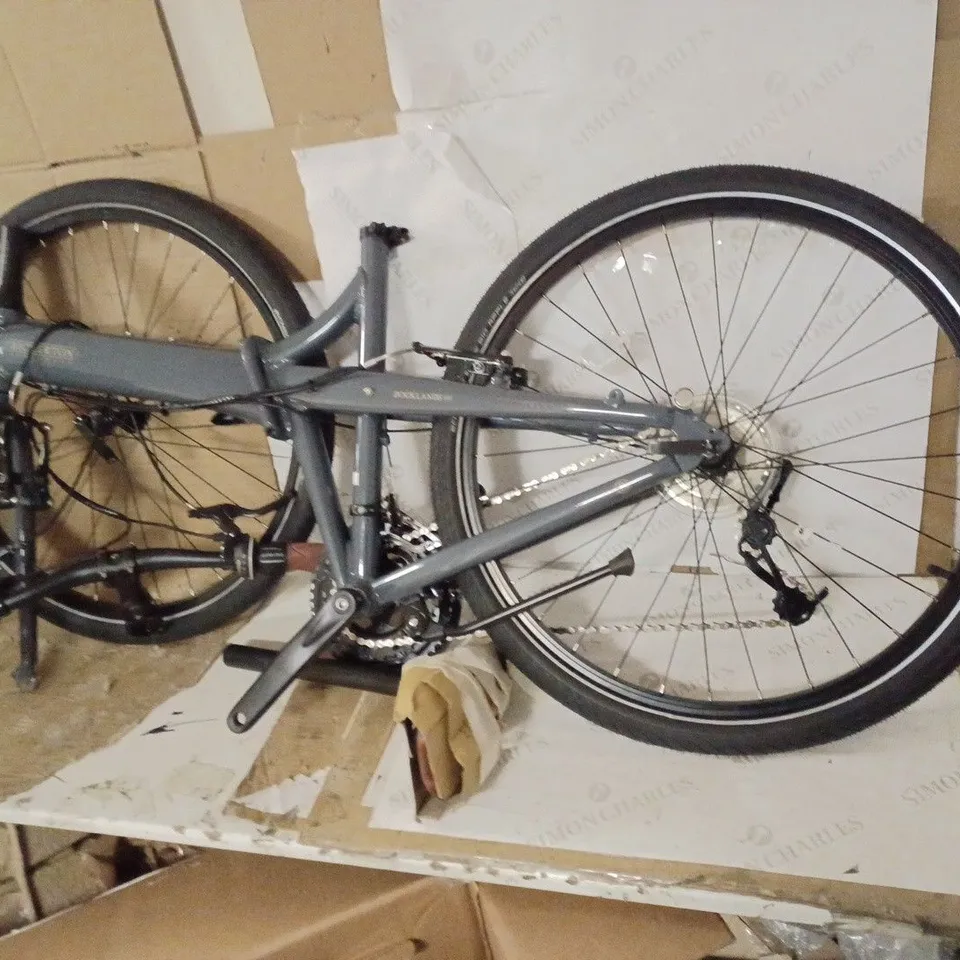 BICKERTONS DOCKLANDS 1824 COUNTRY 26 INCH BICYCLE [COLLECTION ONLY] RRP £850
