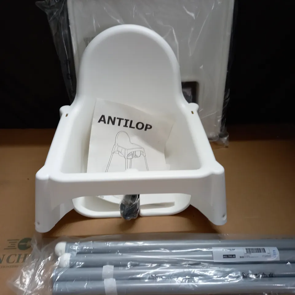 ANTILOP WHITE HIGH CHAIR