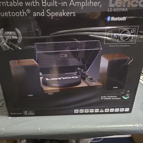 TURNTABLE WITH BUILT-IN AMPLIFIER, BLUETOOTH AND SPEAKERS