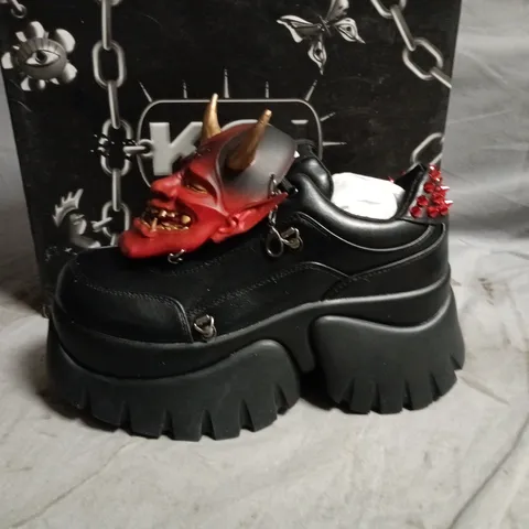 BOXED KOI SPAWN OF RAPTURE SHOES IN BLACK - UK 4