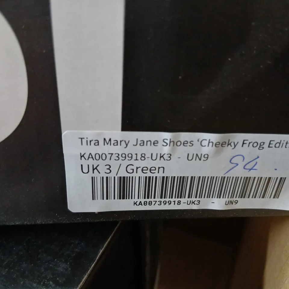 KOI TIRA MARY JANE SHOES 'CHEEKY FROG EDITION' UK3 – GREEN