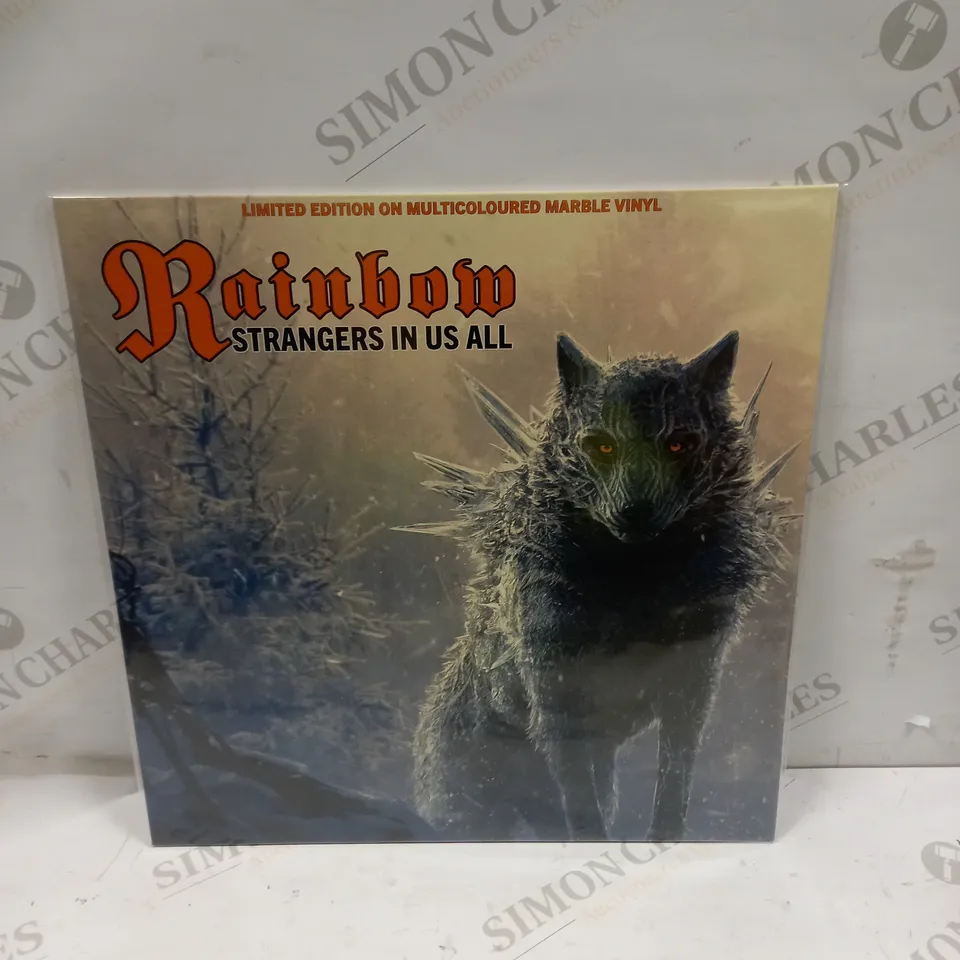 BOX OF APPROXIMATELY 20 ASSORTED VINYL RECORDS TO INCLUDE BEATLES REGGAE, PJ HARVEY, PULP ETC