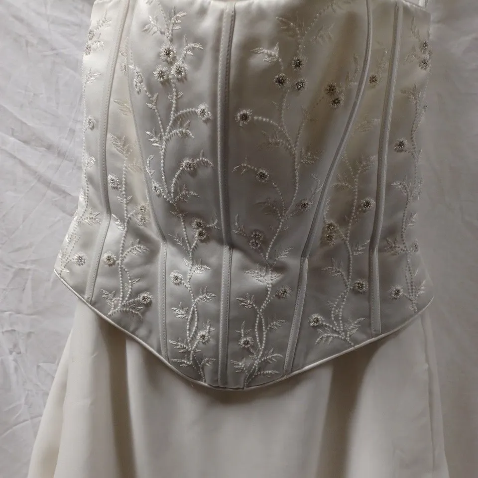 ALFREDO ANGELO WEDDING DRESS, IVORY - SIZE UNKNOWN 