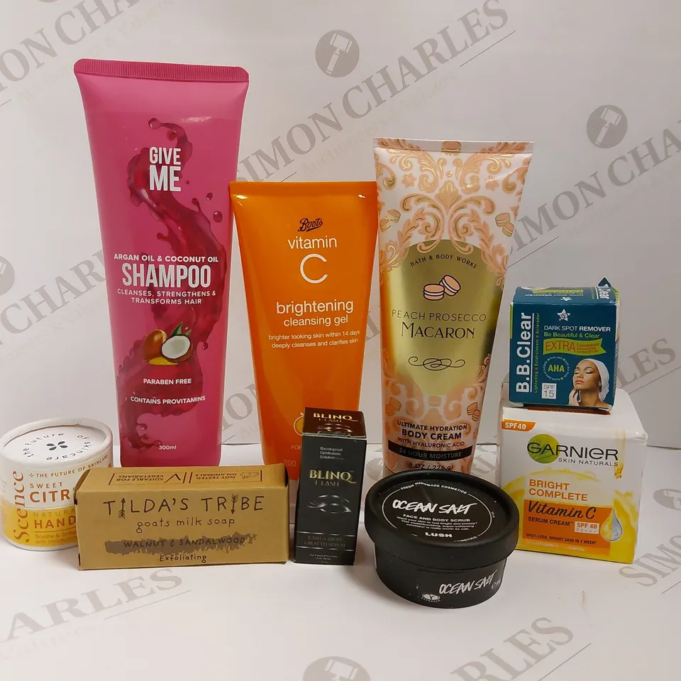 BOX OF APPROX 20 COSMETIC ITEMS TO INCLUDE GIVE ME SHAMPOO, BATH&BODY WORKS BODY CREAM, TILDAS TRIBE GOAT MILK SOAP