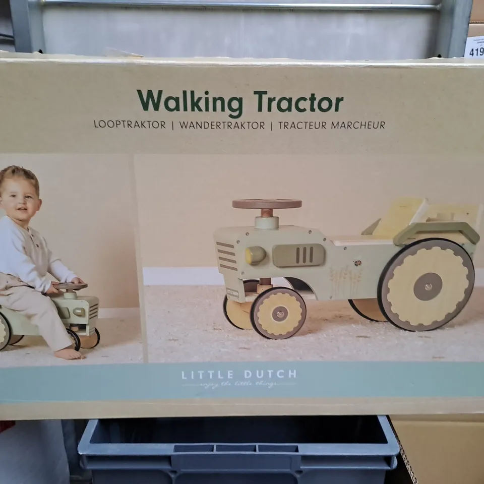 LITTLE DUTCH WALKING TRACTOR