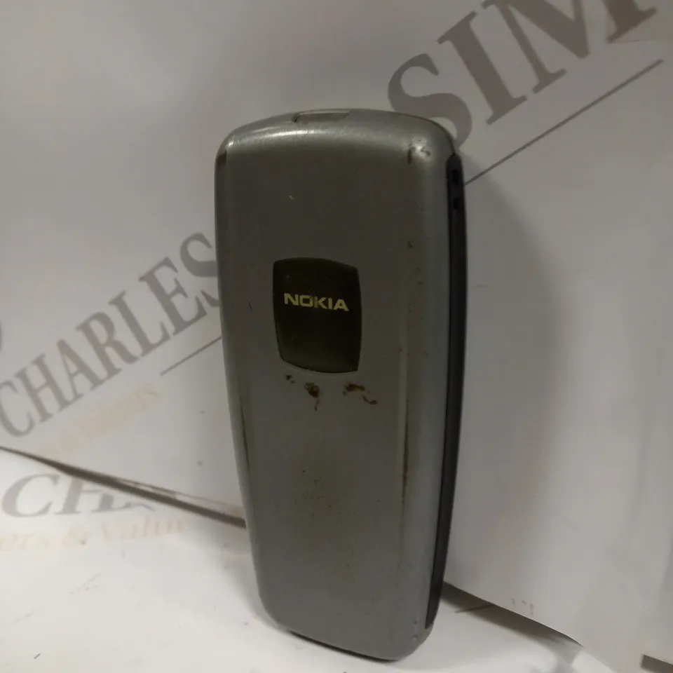 NOKIA 2600 MOBILE PHONE 