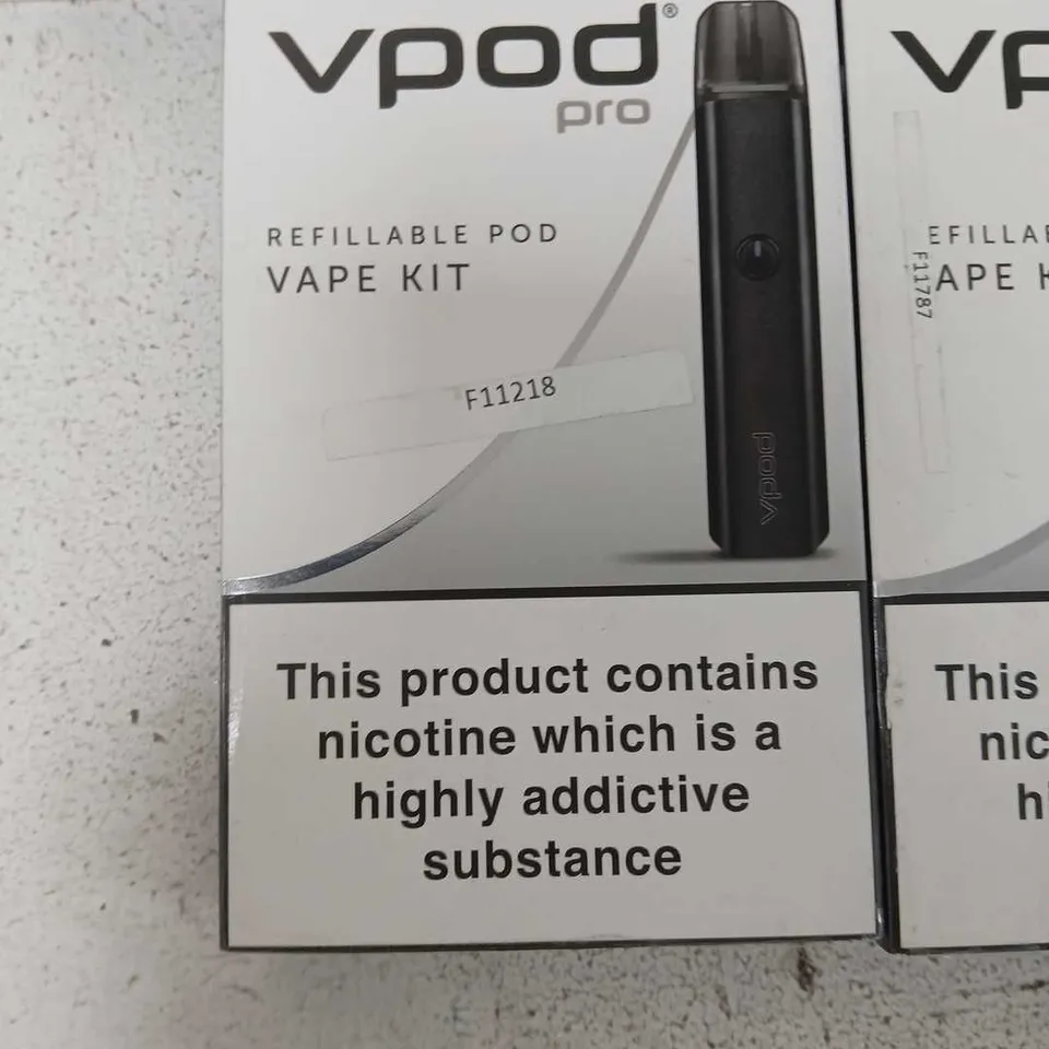 BOX OF APPROXIMATELY 35 ASSORTED E-CIGARETTES AND COMPONENTS TO INCLUDE: VPOD PRO REFILLABLE DEVICE KITS