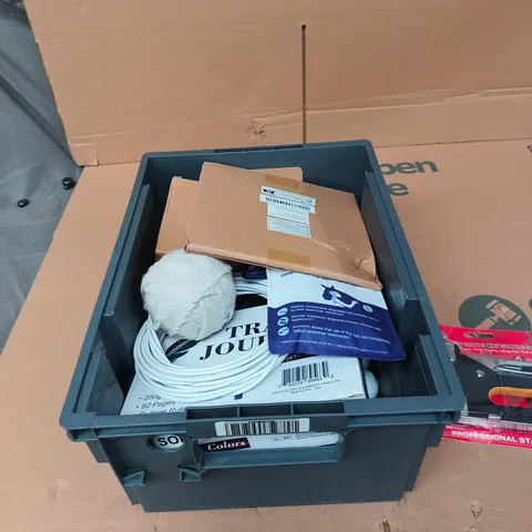 TOTE OF APPROXIMATELY 12 ASSORTED ITEMS TO INCLUDE: PROFESSIONAL STAPLE GUN