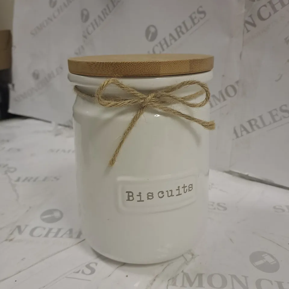 BOX OF 5 ASSORTED ITEMS TO INCLUDE BISCUIT JAR, BOWL, STACKING TUB