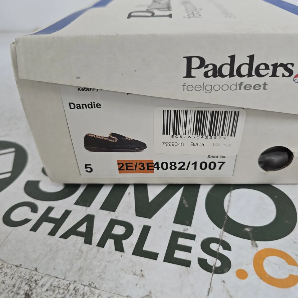 PADDERS DANDIE SLIPPERS – BLACK WITH LEOPARD PRINT TRIM, UK 5 (2E/3E)