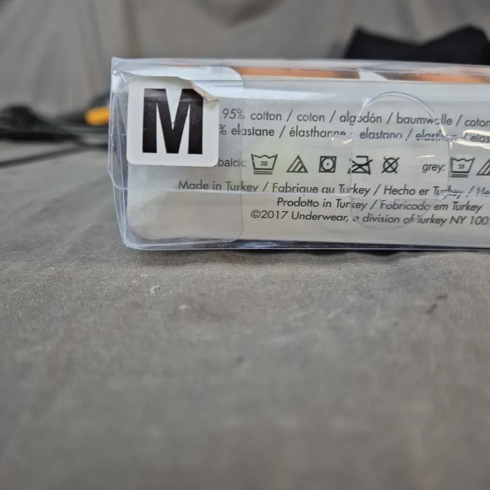 CALVIN KLEIN COTTON STRETCH 3 LOW RISE TRUNKS – SIZE UK 32-34 (M)