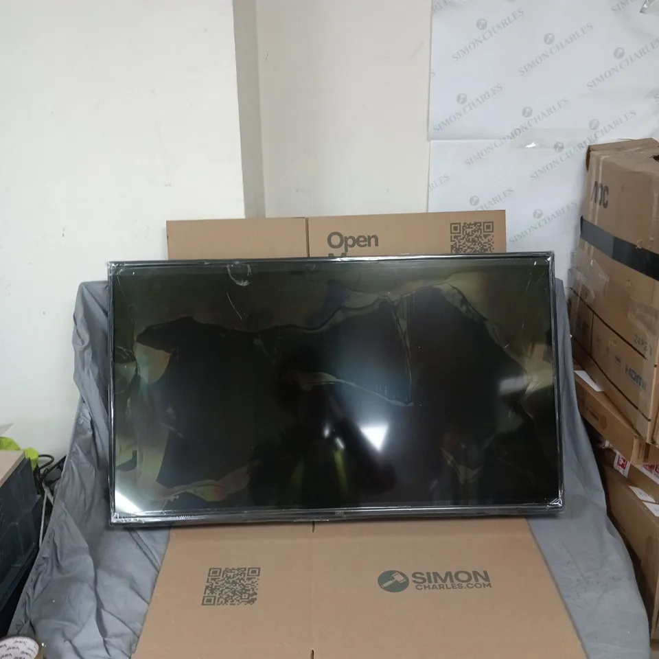 CELLO 43" WIDE SCREEN LED TV WITH DVB, HDMI SCREEN DAMAGED