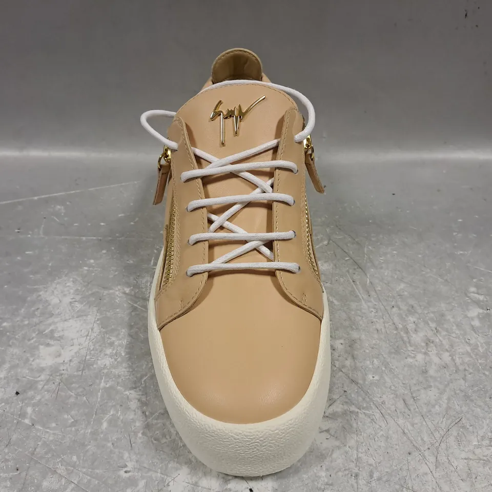 BOXED PAIR OF GIUSEPPE ZANOTTI DESIGN LEATHER LOW SNEAKERS IN TAN EU SIZE 41