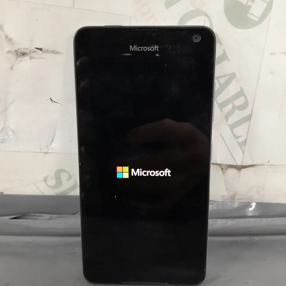 MICROSOFT LUMIA 650