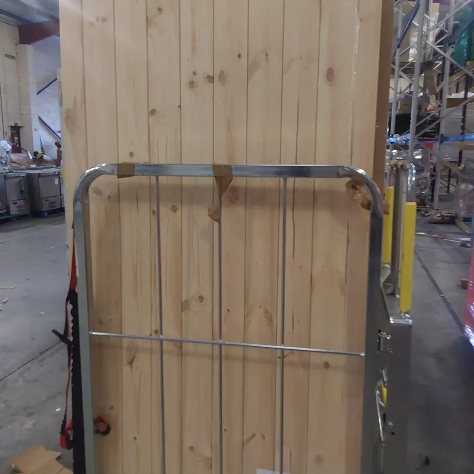 NORDIC SIFTWOOD LEDGED & BRACED DOOR 2032 × 813 × 40mm