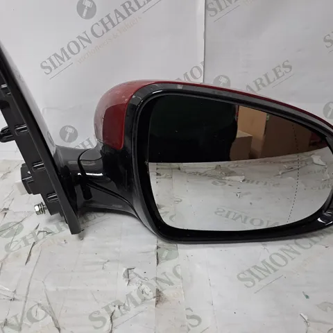 DRIVERS SIDE WING MIRROR HOUSING