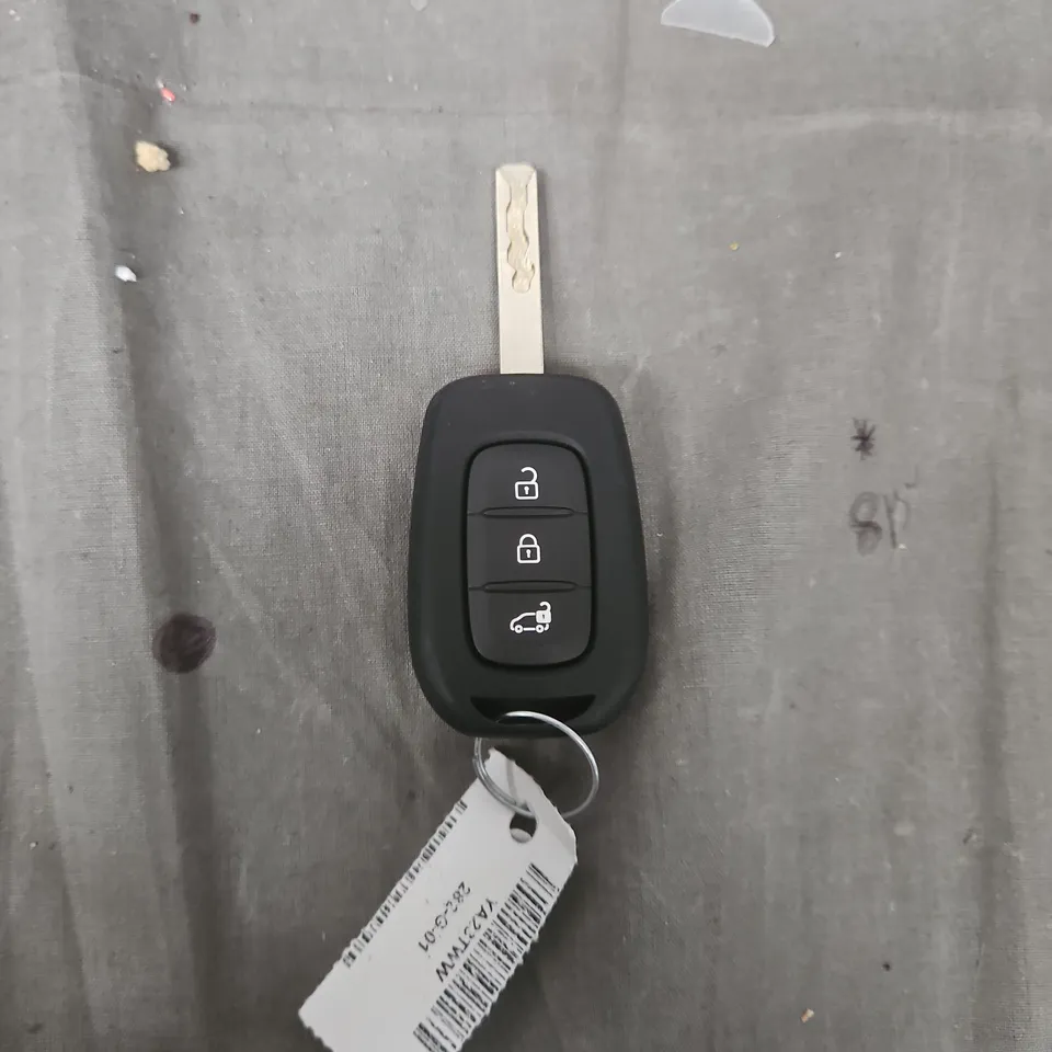 RENAULT KEY FOB WITH METAL BLADE – 3-BUTTON (LOCK/UNLOCK/BOOT)