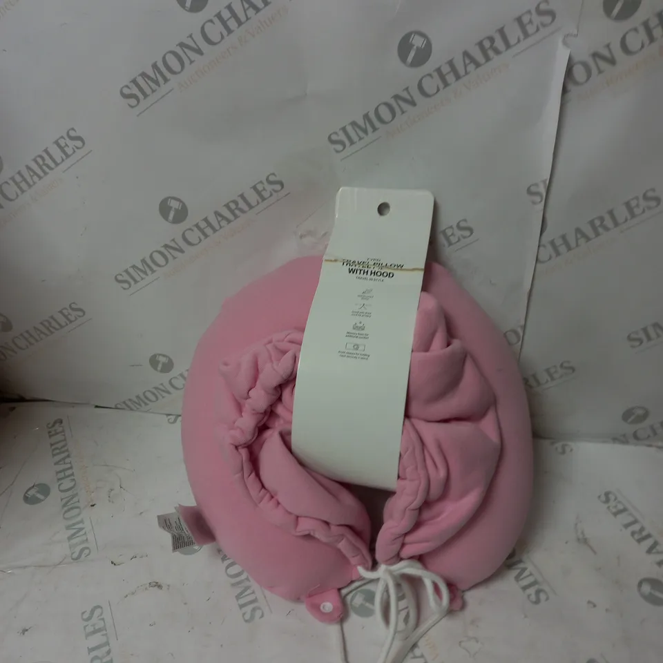 BOX OF APPROXIMATELY 40 ASSORTED HOUSEHOLD ITEMS TO INCLUDE HEADPHONES, DOG HARNESS, CLOTHES ETC 