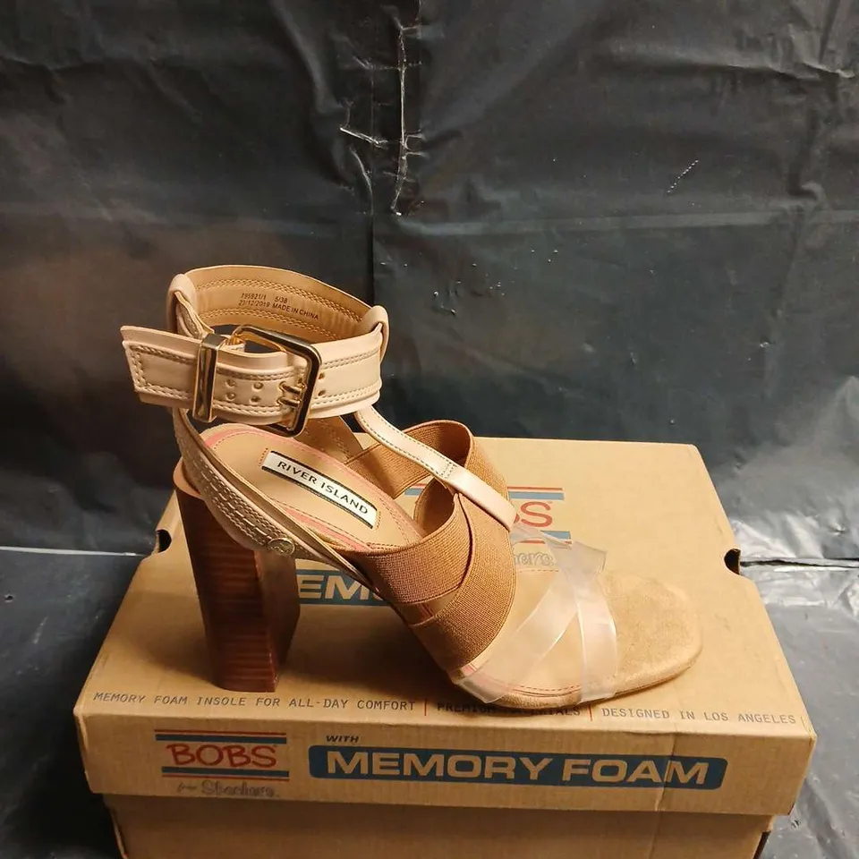 RIVER ISLAND TAN STRAPPY SANDALS WITH MEMORY FOAM INSOLE – UK 5 