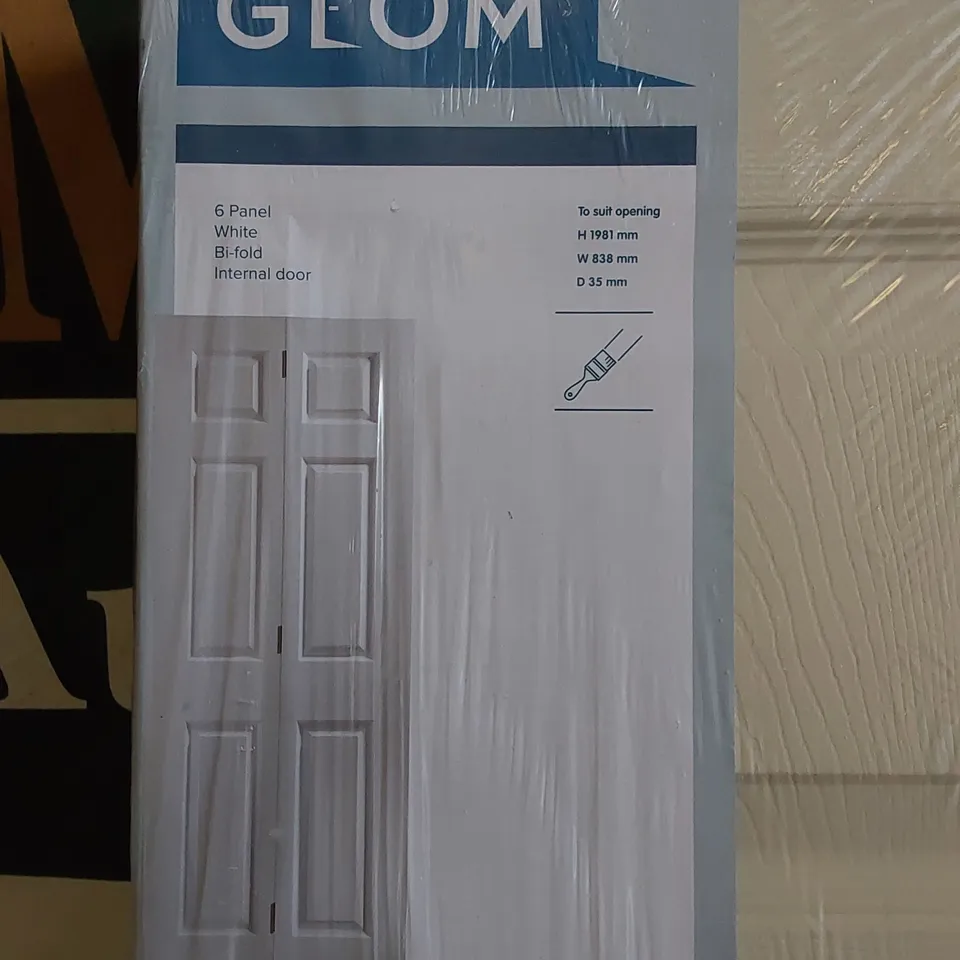 GEOM 6-PANEL WHITE BI-FOLD INTERNAL DOOR - WHITE // SIZE: 1981 X 838mm