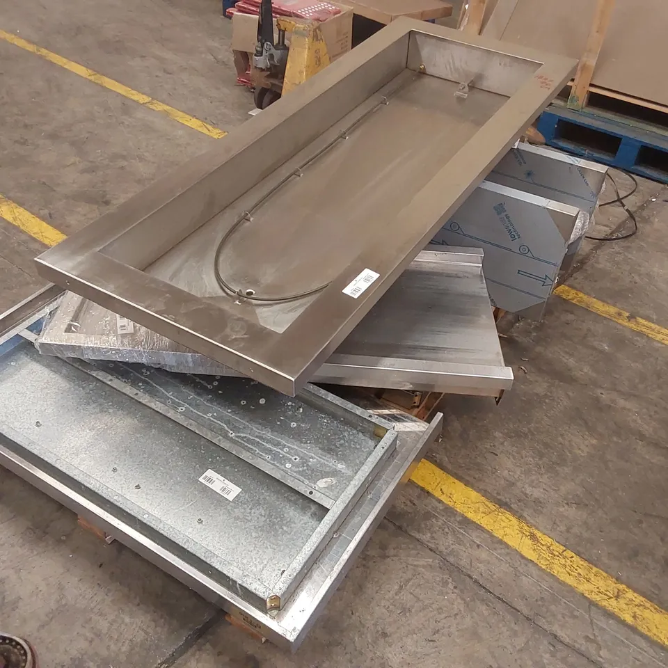 PALLET CONTAINING A LARGE ASSORTMENT OF STAINLESS STEEL COMMERCIAL KITCHEN PARTS