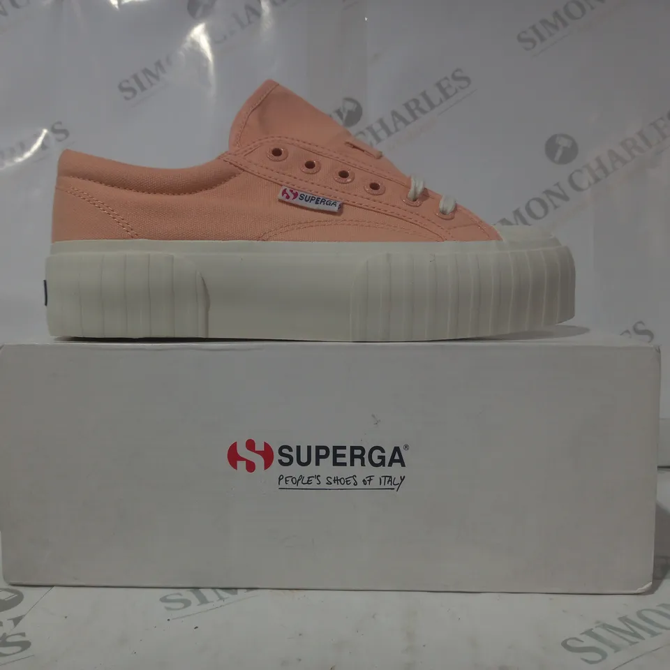 BOXED PAIR OF SUPERGA SHOES IN PEACH UK SIZE 5