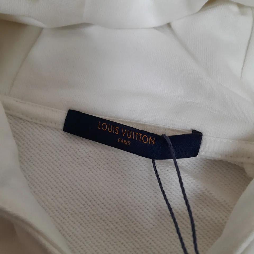 LOUIS VUITTON SIGNATURE COTTON HOODIE IN WHITE SIZE M 