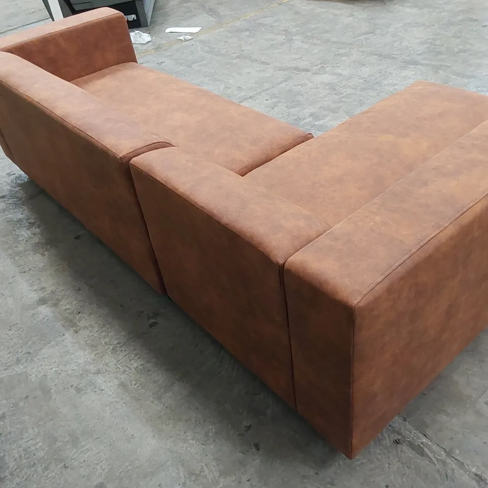 DESIGNER CLARKSON CORNER CHAISE SOFA - CHESNUT