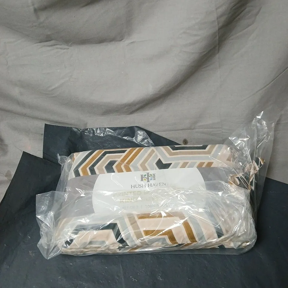 HUSH HAVEN PRINTED MICROFIBER KING DUVET SET 