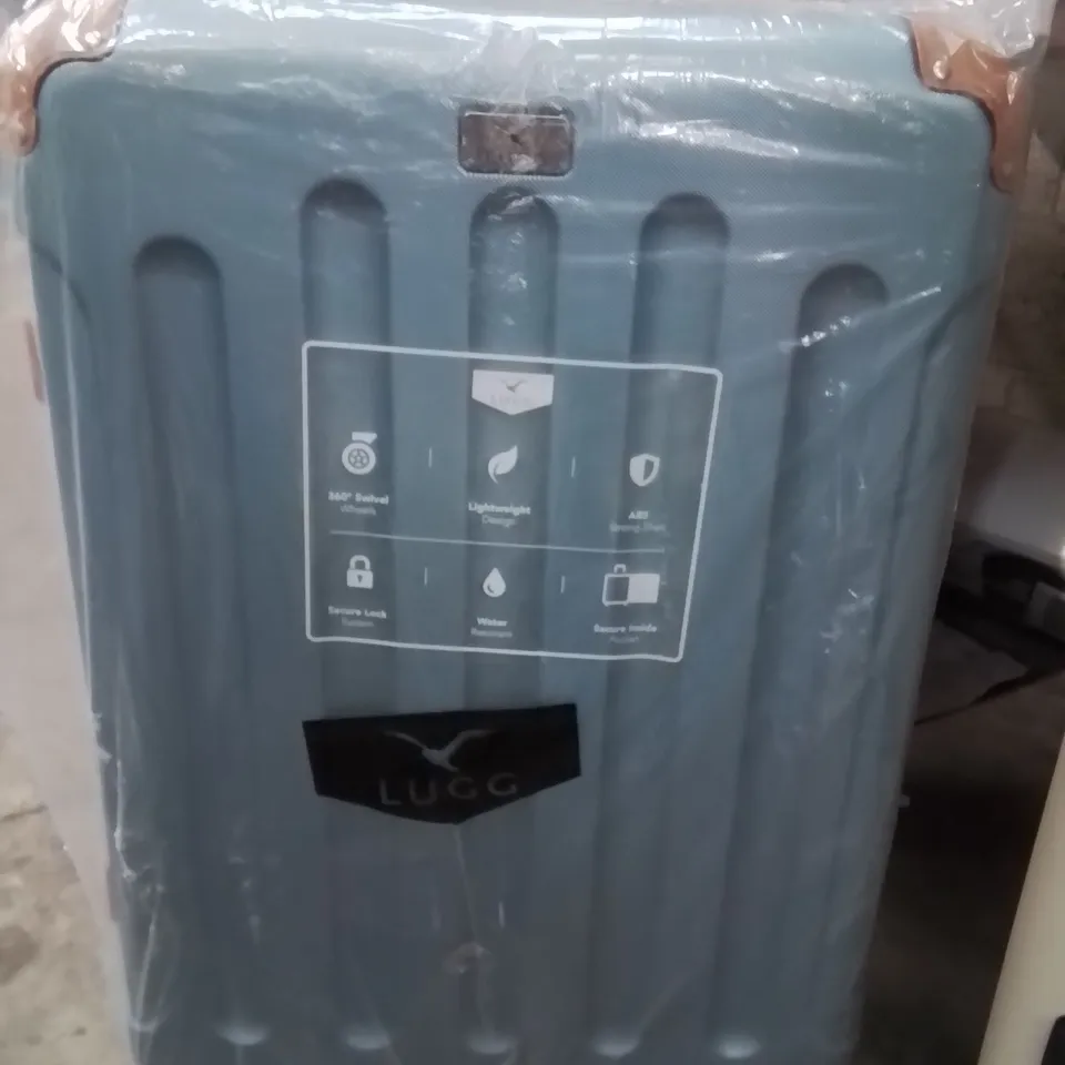 SKYWANDER 28INCH TRAVEL SUITCASE 